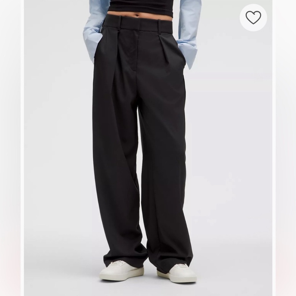 NWT Black Lululemon Pleat-Front High-Rise Trouser